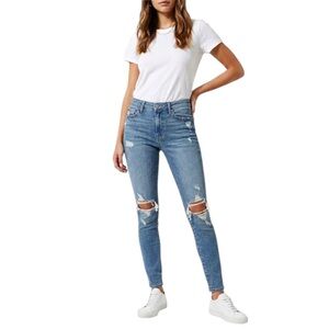 ⭐️ Levi's ($128) Premium Wedgie Straight Button Fly Jeans - W 13 R 10 I 28